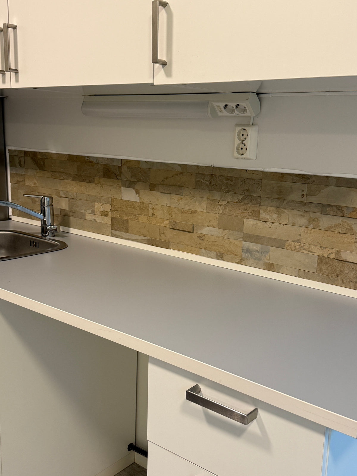 SEOUL AUTUMN Tan Slate Natural Stone Peel & Stick 15 x 60 cm